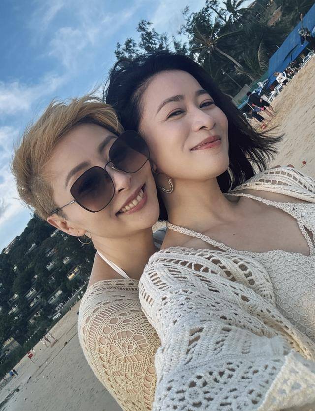 TVB女星获圈中姐妹庆生！半百年纪颜值能打视后专门发文送祝福
