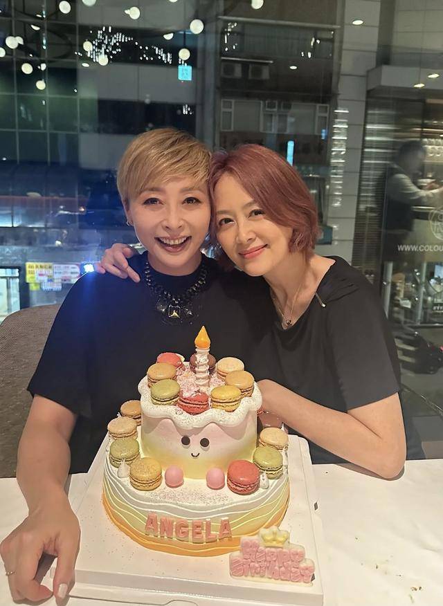 TVB女星获圈中姐妹庆生！半百年纪颜值能打视后专门发文送祝福