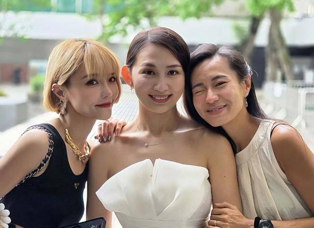 恭喜！香港知名靓模低调结婚四年前宣布怀孕生子曾险些瘫痪