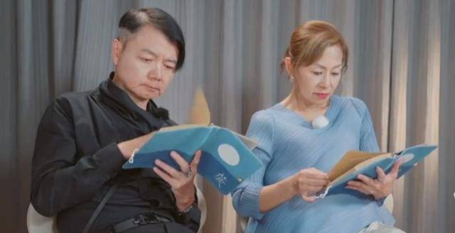 TVB老戏骨痛失爱妻湖南卫视送两人日记令其在灵堂崩溃痛哭